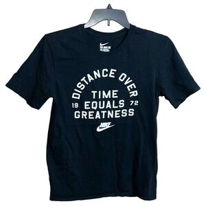 The Nike Tee Shirt Women’s Size M Black White Short Sleeve T-Shirt